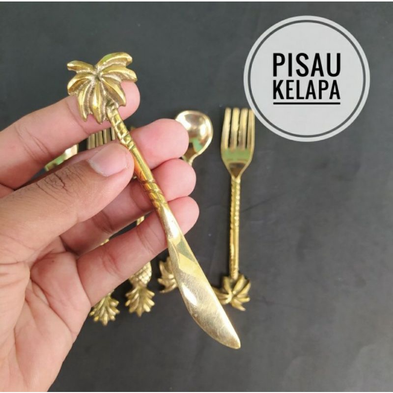 

Piscoklegit_ Sendok Garpu Set Kuningan / Aksesoris Kuningan / Sendok Garpu Makan