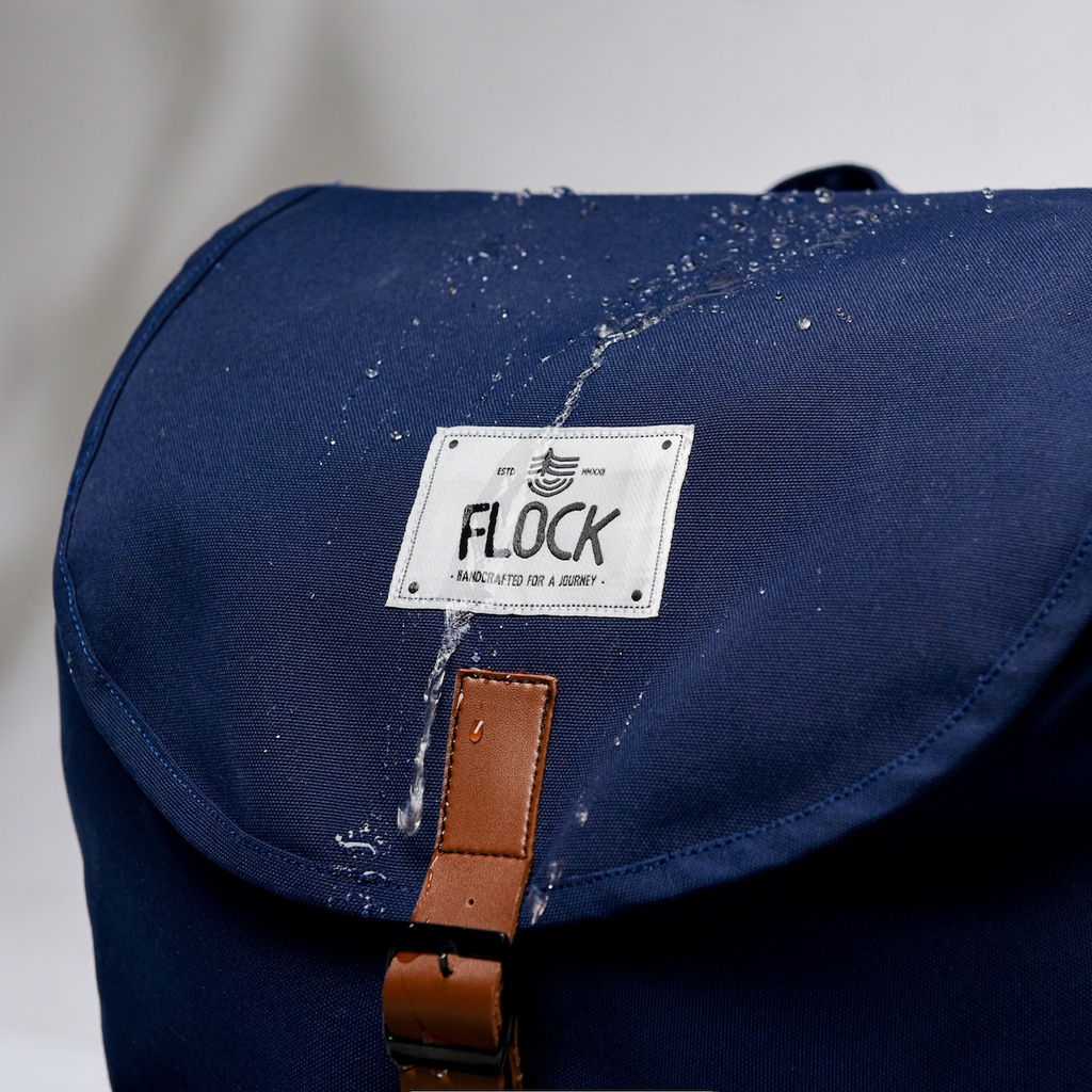 FLOCK Superior Large Duffle Bag - Water Resistant - Blue Navy