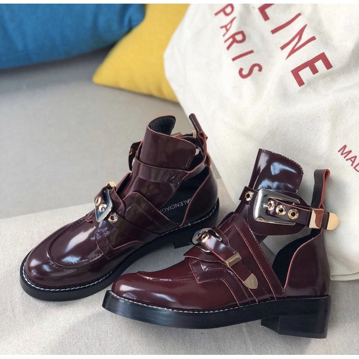 sneaker boots with zipper