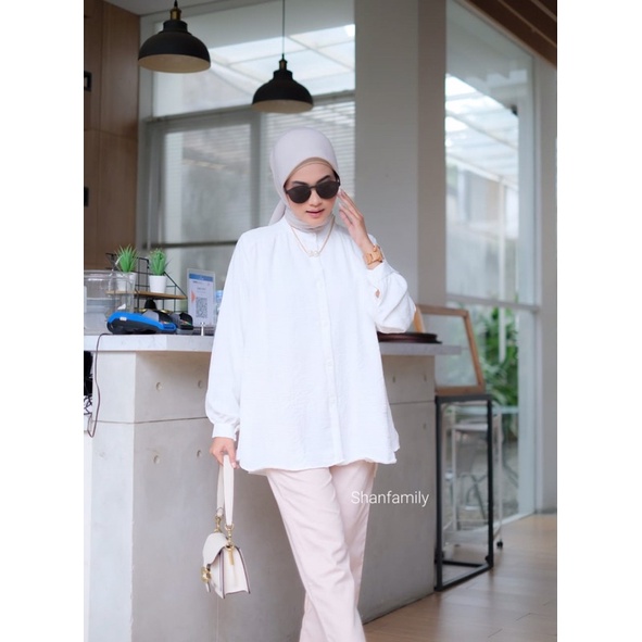 VELLA BLOUSE CRINKLE / KEMEJA CRINKLE WANITA OVERSIZE / BLOUSE CRINKLE JUMBO