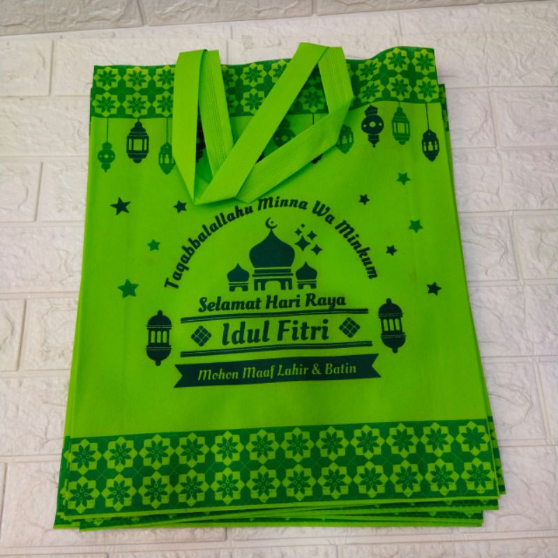

GOODIE BAG IDUL FITRI JUMBO UK.38X45cm/TAS SPOUNDBOND