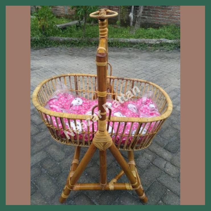 AYUNAN BOX BAYI DARI ROTAN