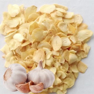 

Dehydrated Garlic Flakes 250 Gram / Bawang Putih Iris Kering/ Dried Garlic