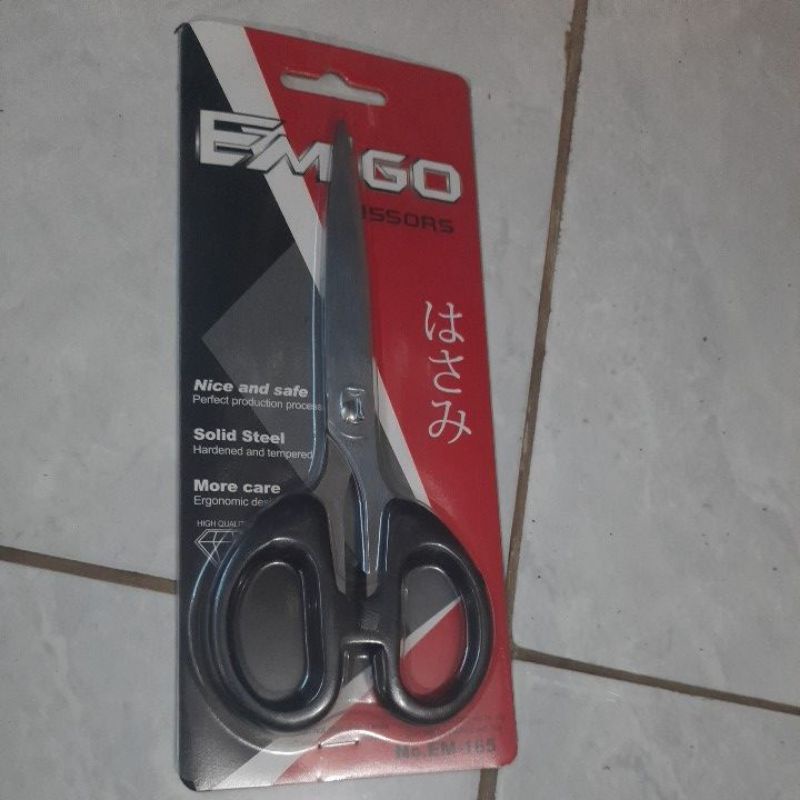 

GUNTING EMIGO SEDANG