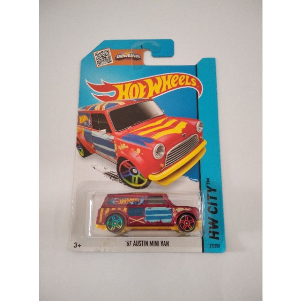 Diecast Hot Wheels 67 AUSTIN MINI VAN Merah HW City Hotwheels Mobil Mainan Anak Terbaru 2021