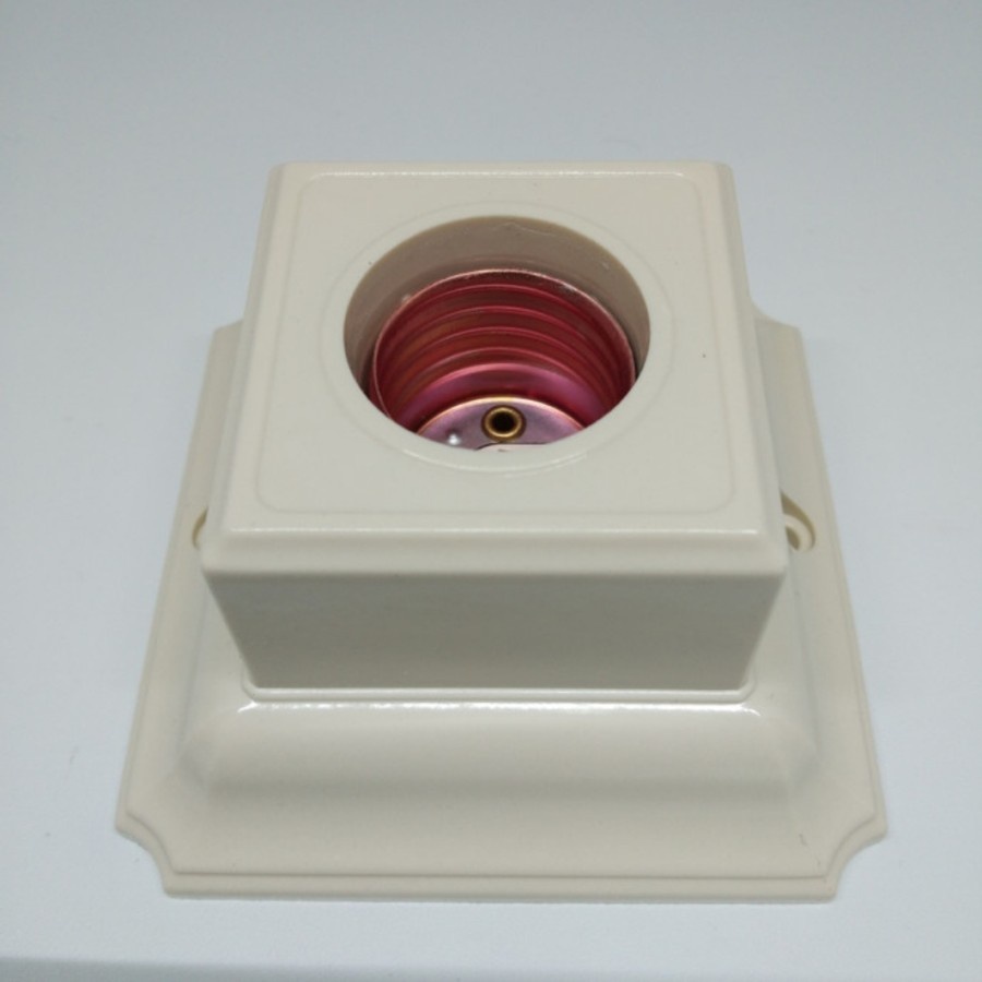 Fitting Plafon Segi 4 Merk Broco 1210 Fiting Segi Lampu E27 Cream