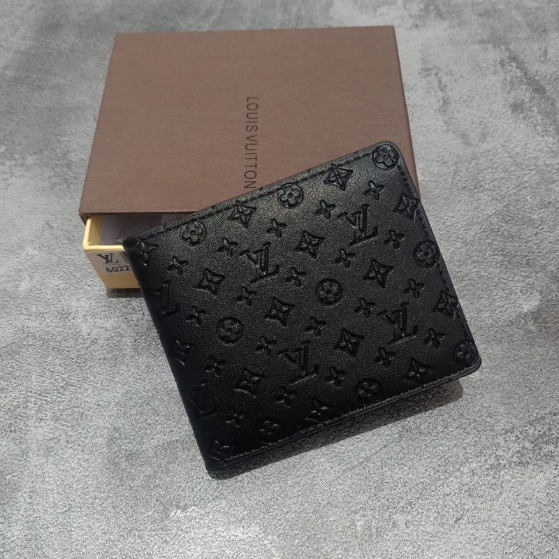 Dompet pria LV embosed