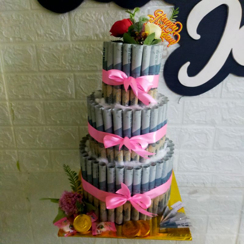 money cake tower