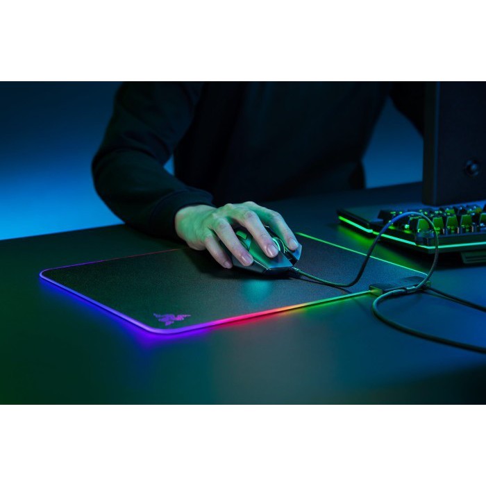 Razer Firefly V2 Gaming Mousepad RGB