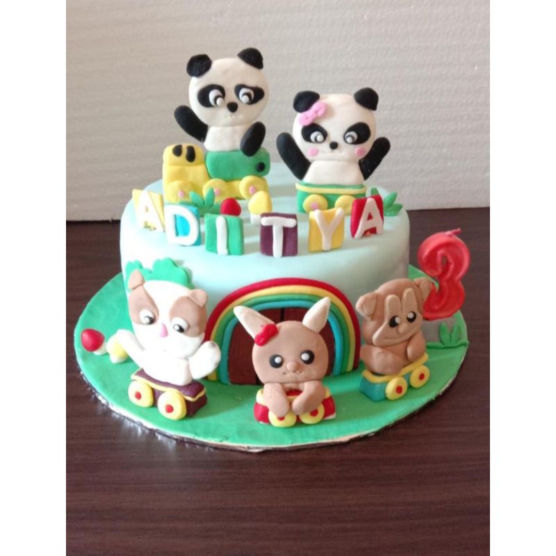 

Kue ulang tahun foundant