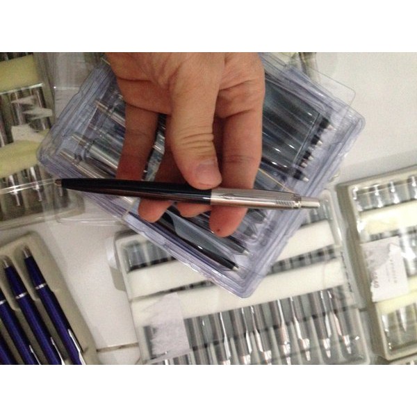 

Free Ongkir parker jotter p Berkualitas