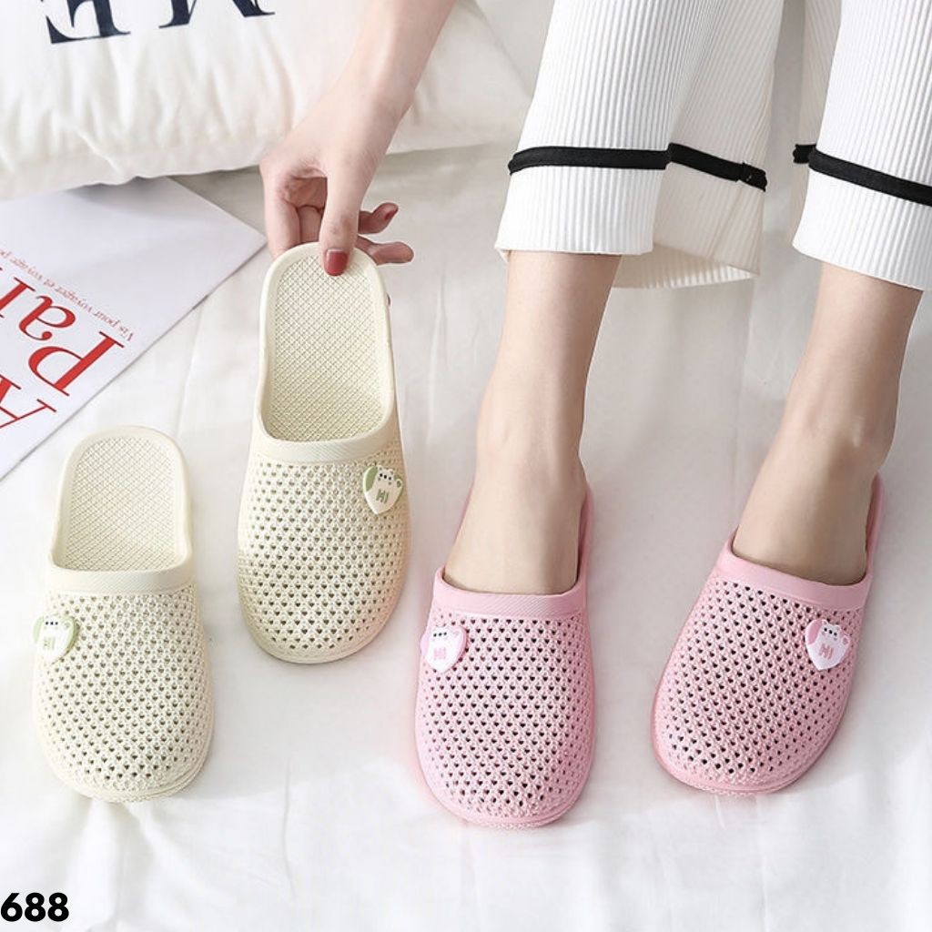 SANDAL RUMAH WANITA SELOP NYAMAN DAPUR TOILET MAMA ANTI LICIN KARET IMPORT EMPUK 688