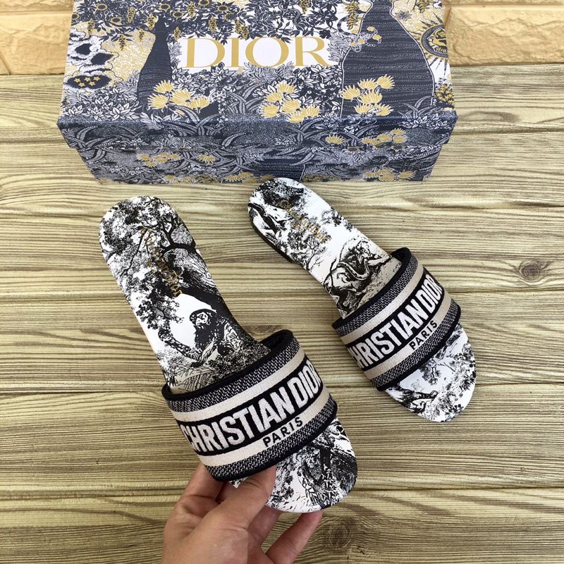 Sandal Flat Wanita DR Sandal Flat Import Sandal Branded Wanita Sandal Flat Elegant Wanita Sandal Fla