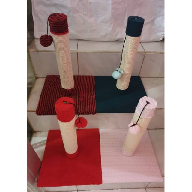 scratcher garukan kucing
