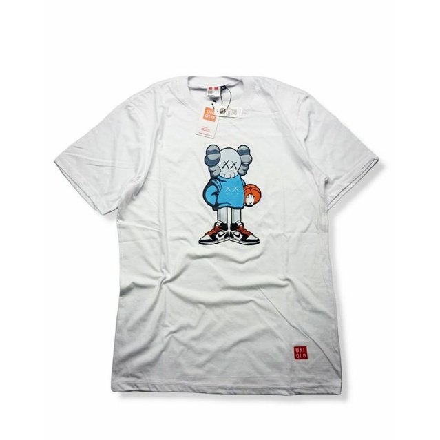 Kaos Tshirt Baju UNIQLO KAWS X Air Jordan putih