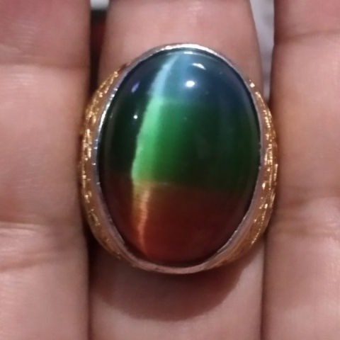 Cincin Batu Akik Pria / Wanita Chalcedony Motif Multiwarna Mata Kucing.