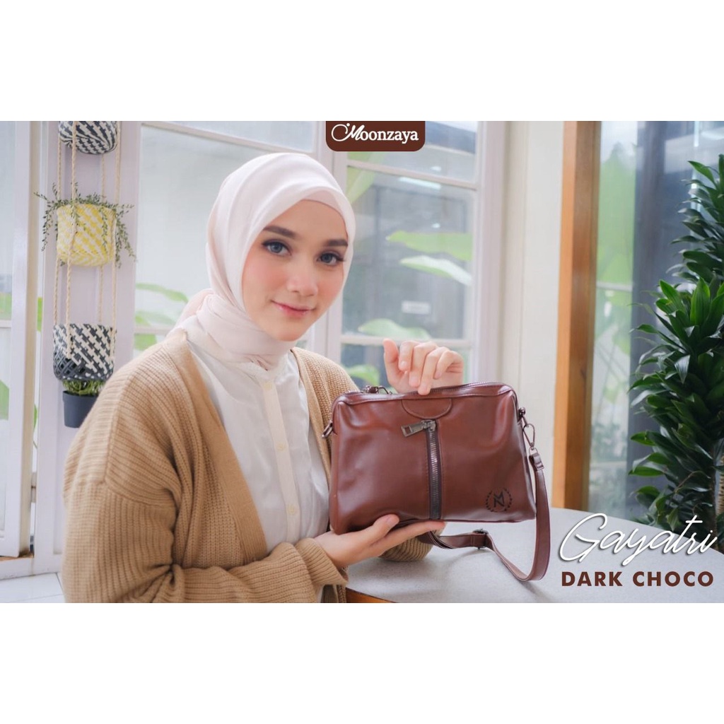 [READY MOONZAYA] Sling Bag Wanita Gayatri Moonzaya