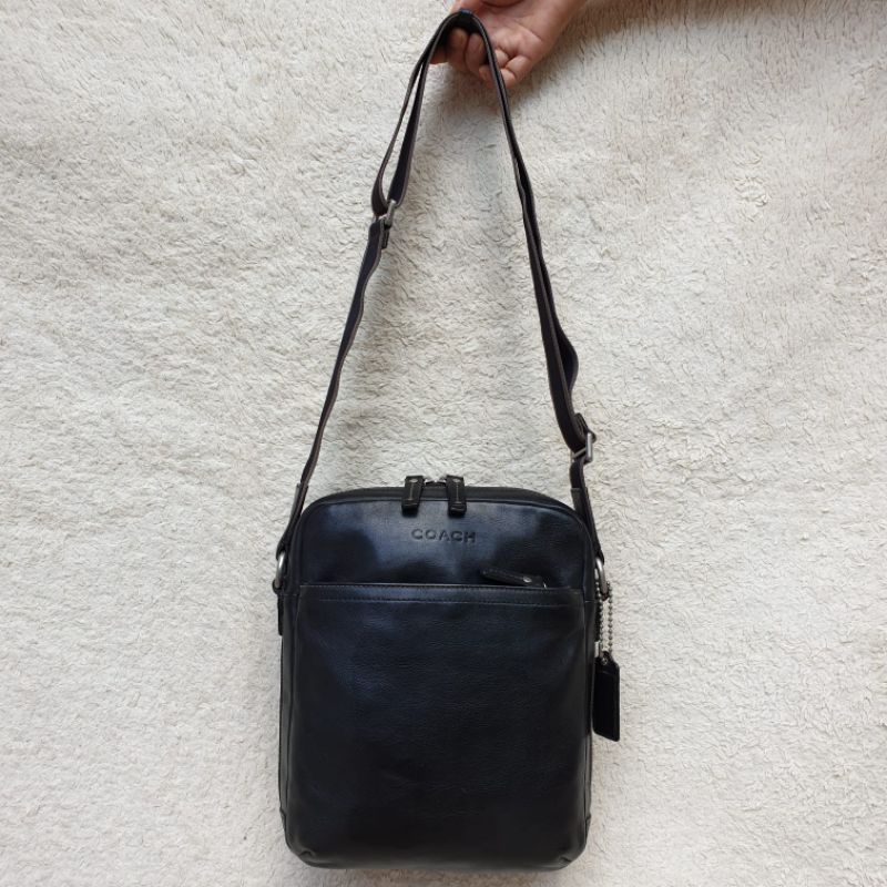Coach Tas Selempang Slingbag Pria Kulit Asli Hitam