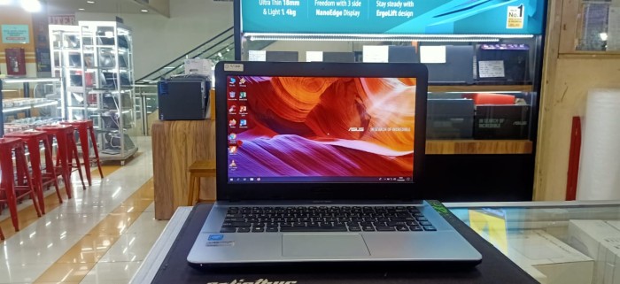 Laptop asus seken X441SA Ram 2gb 2 gb hardisk 750gb 750 gb murah
