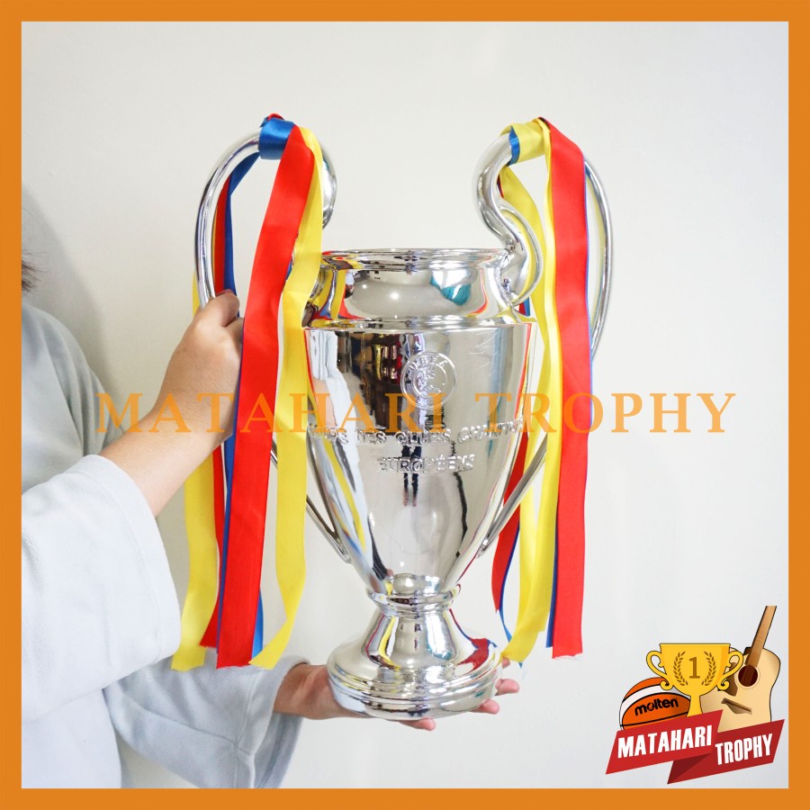 Piala Champions Europens Trophy Small - 43cm