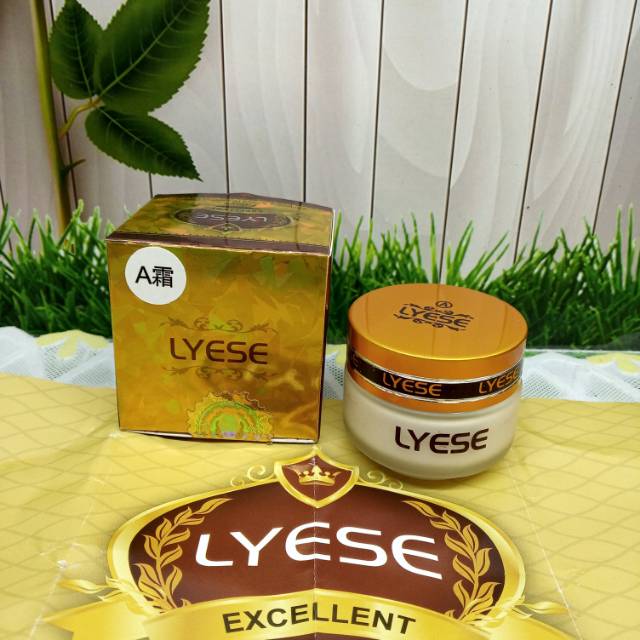 Cream Lyese