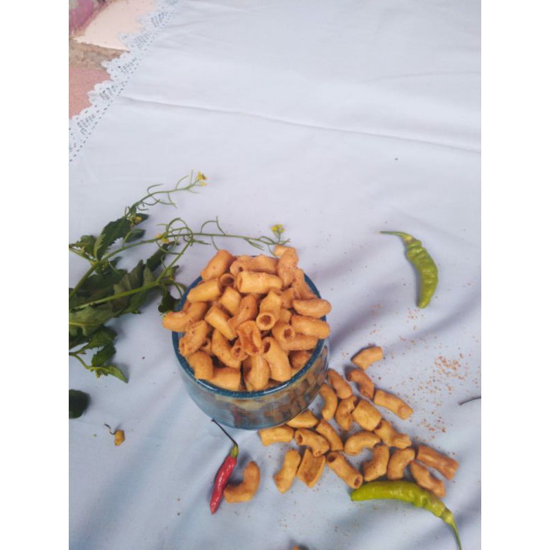 

Makaroni Bantet/cemilan/makanan ringan/snack/makaroni/ngehe