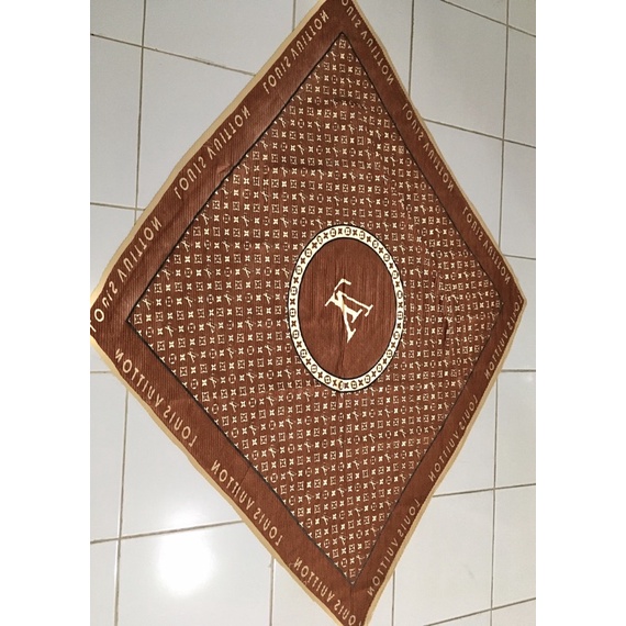 Jilbab Segiempat Plisket