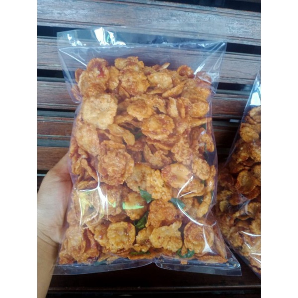 

Emping pedas manis daun jeruk 500gram/ Emping mlinjo