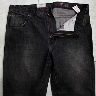 CELANA EMBA basic jeans jordan regular Shopee Indonesia CELANA EMBA basic jeans jordan regular Shopee Indonesia