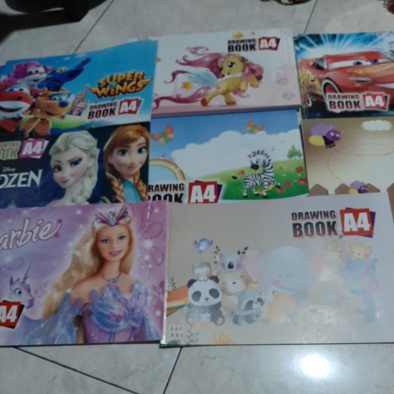 

Buku gambar karakter A4