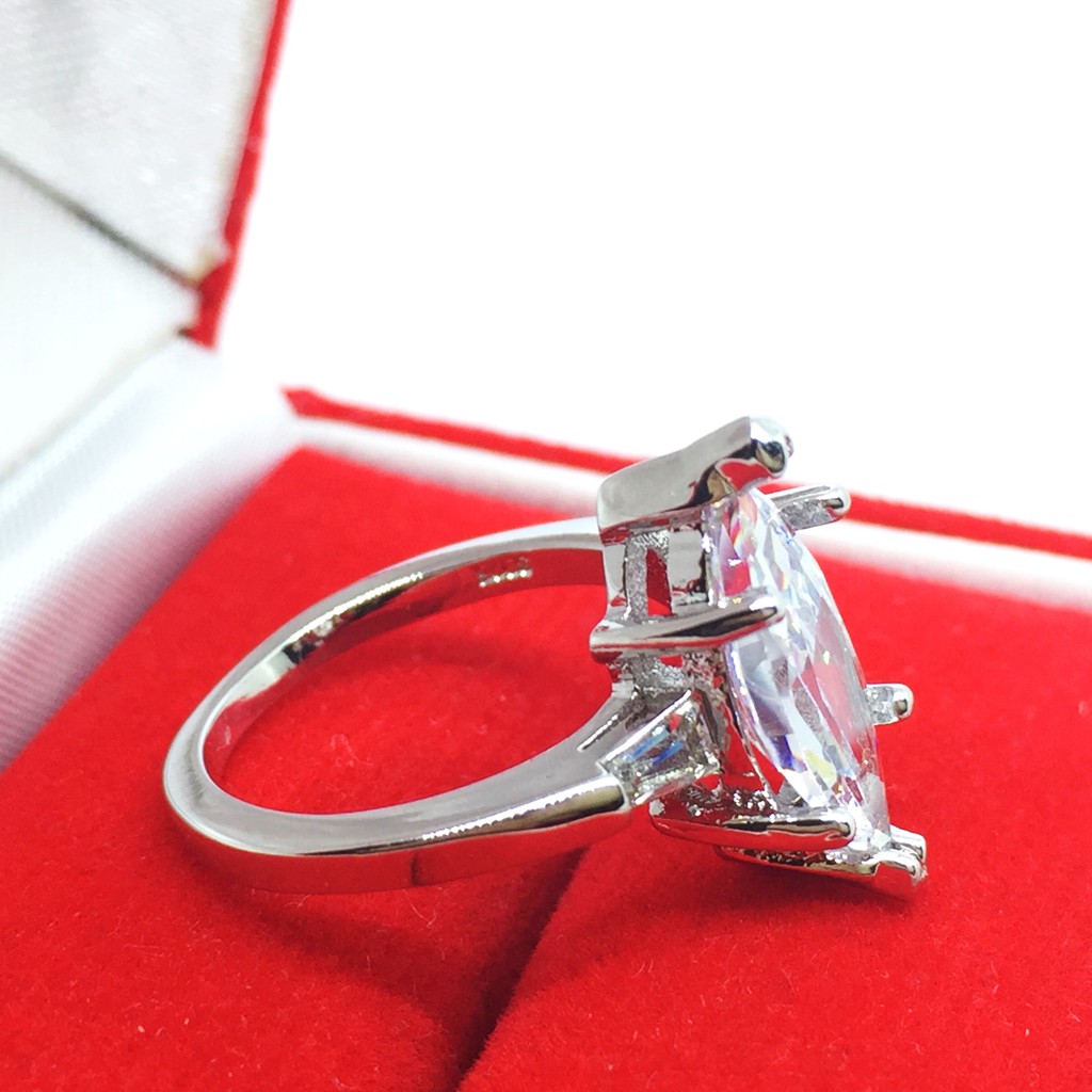 Cincin Lapis Emas Putih Batu Lancip Panjang Berlian Imitasi - BR214