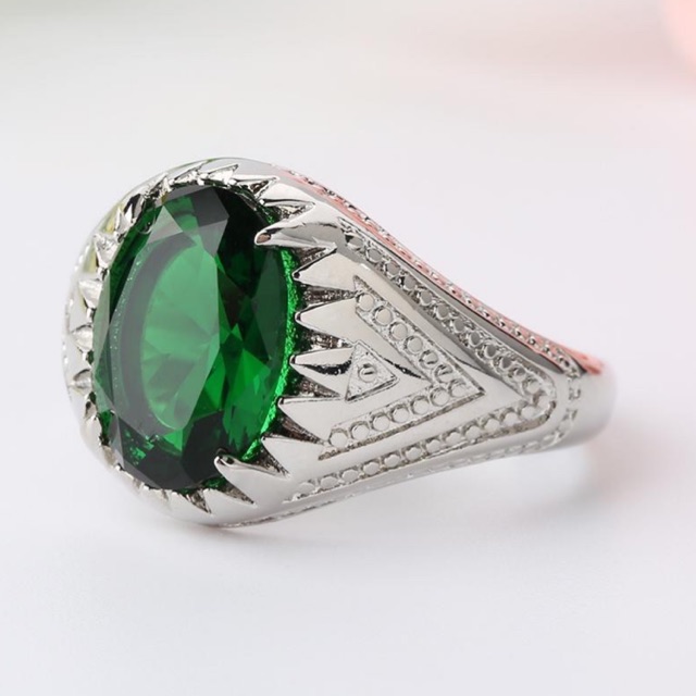 Cincin Pria Akik Zamrud Green Emerald High Quality Cutting Mewah Berkelas Kantoran Ring Warna Perak