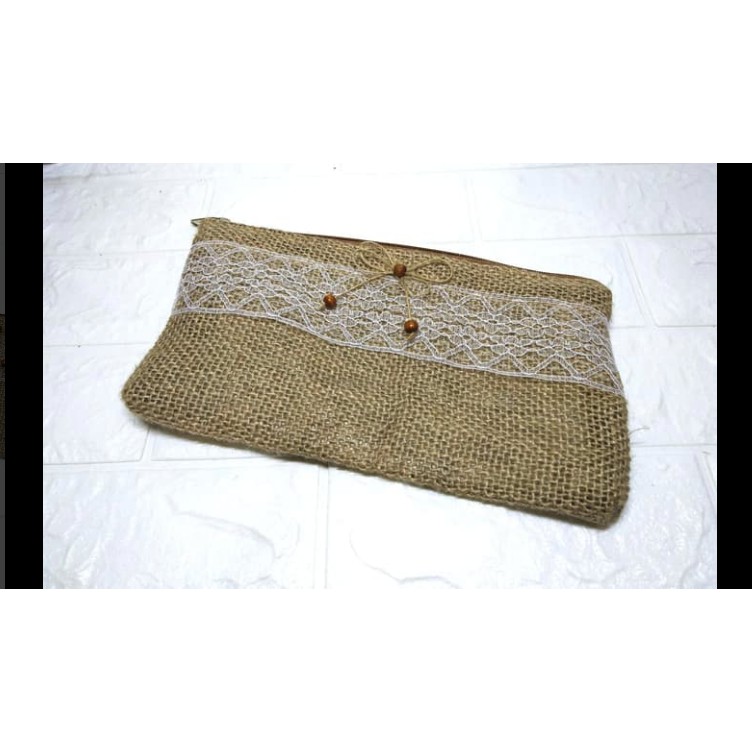 

Clutch Dompet Burlap Handmade Souvenir Nikah Tempat Pensil Klasik Unik Vintage Serbaguna