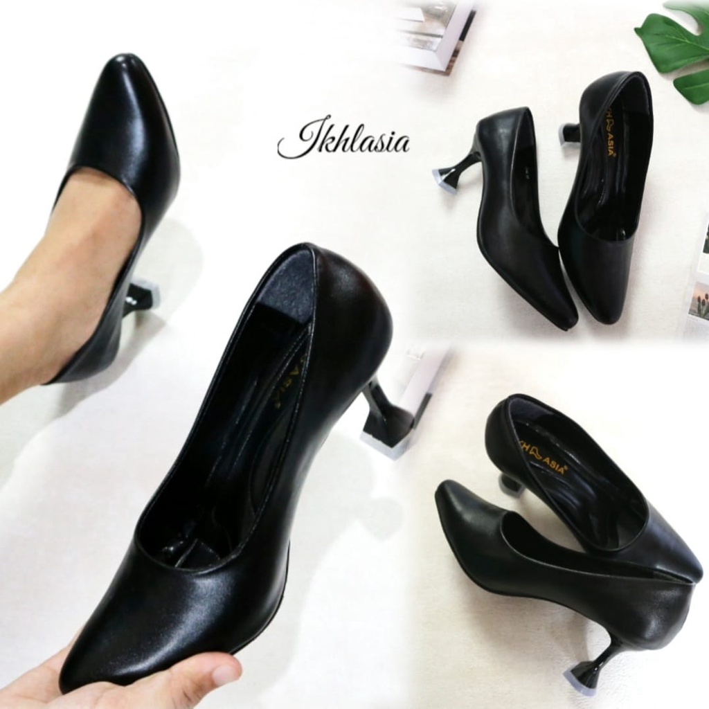 Sepatu Wanita High heels basic 9cm SH01