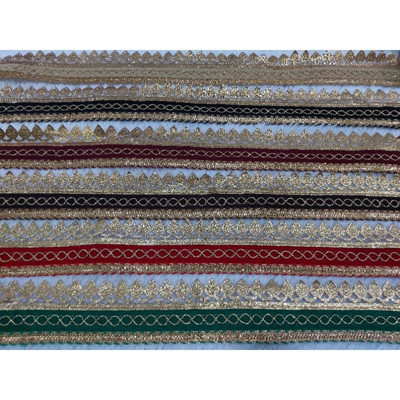 renda india velvet benang emas silang