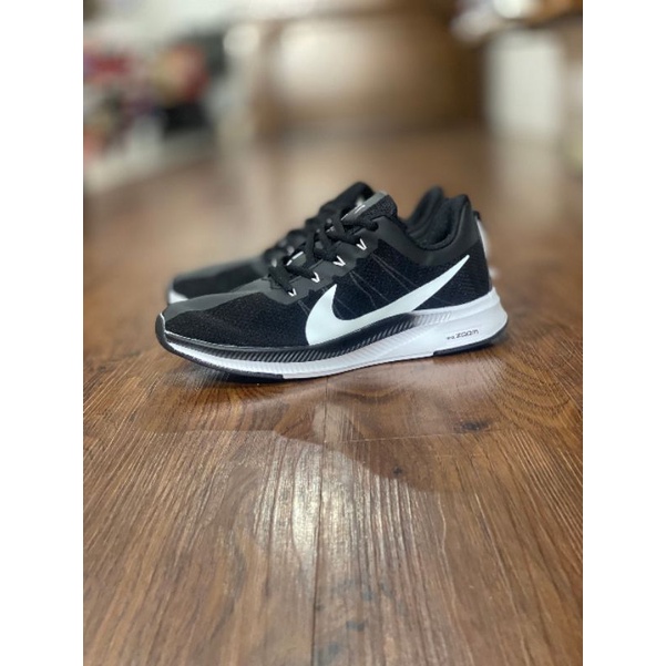 Nke zoom pegasus 35 black white
