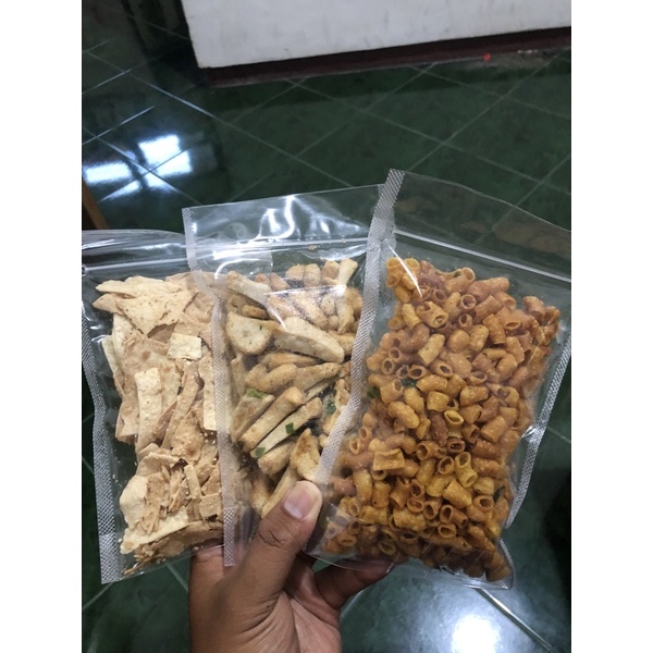 

paket 3 pcs kripik asin gurih