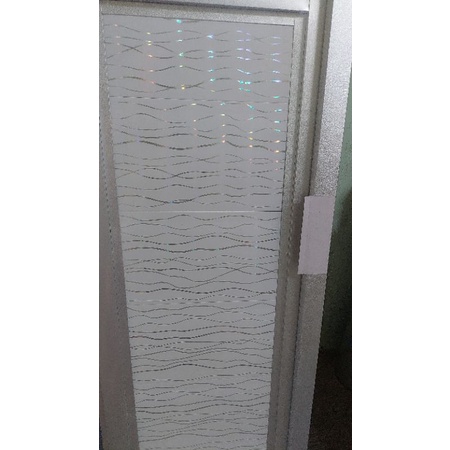 Pintu kamar mandi pvc polos motif lerek.