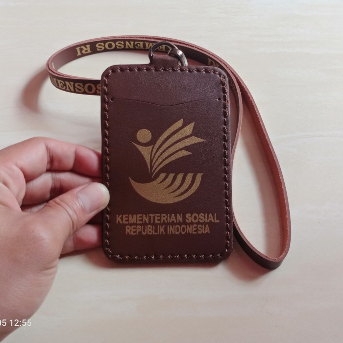 

Mantap Tali Gantungan Name Tag Id Card Logo Kemensos Terlaris