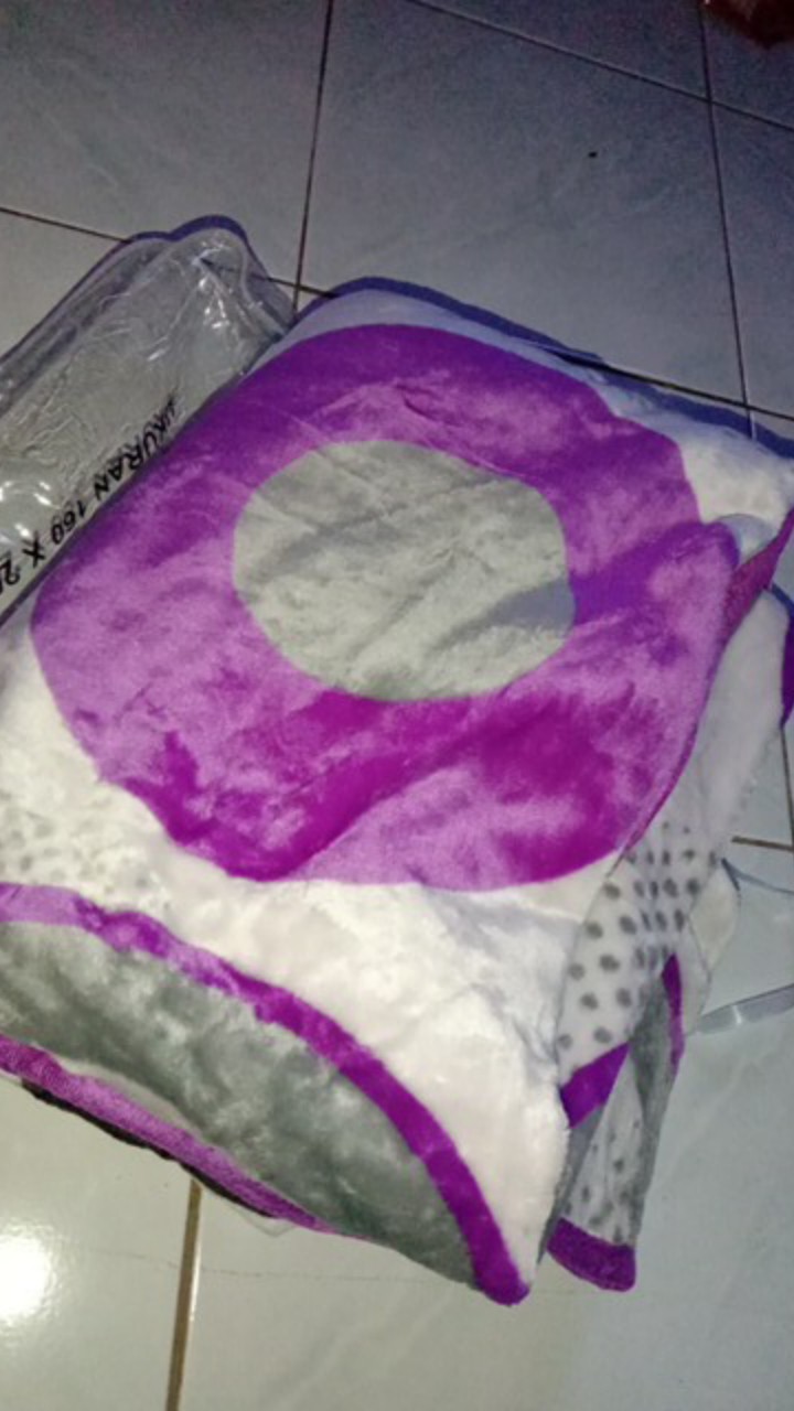 Selimut Bonita Premier Uk 160x200 Bellavista