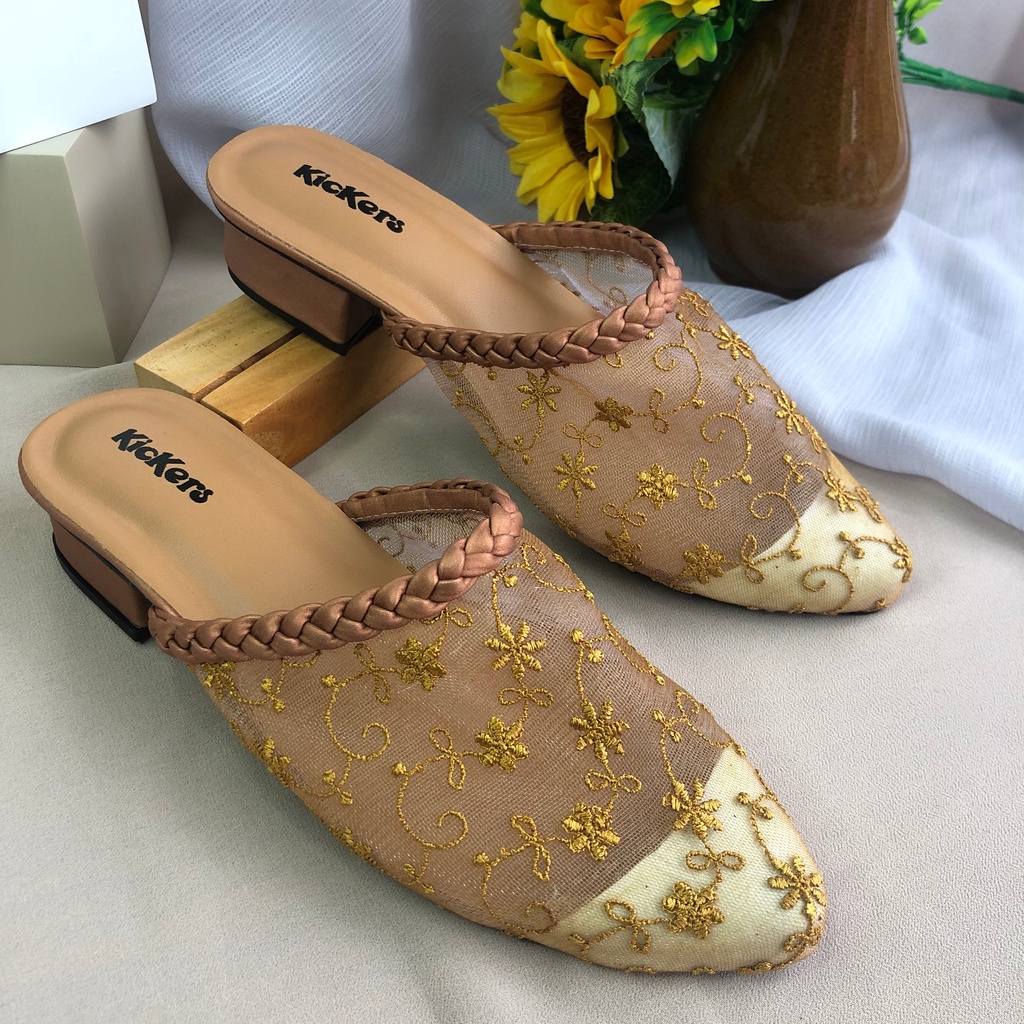 SANDAL SLOP MULES BRUKAT WANITA TERBARU HAK 3CM HIGHHELS PESTA WEDDING MODERN TERLARIS TERMURAH TASBIYA KELABANG HEELS 4 Sepatu Heels Wanita Selop Formal Cantik Nyaman TERBARU BERKIALITAS IMPORT Sandal Slop Slip On Teplek Wanita Sandal Cewek