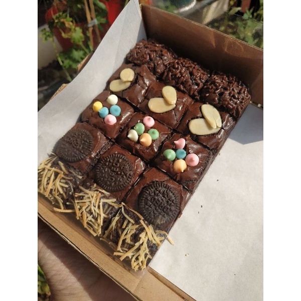 

fudgy brownies brownis sekat mix topping