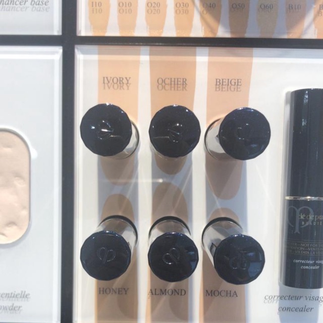 Cle de peau conclear stick shade beige