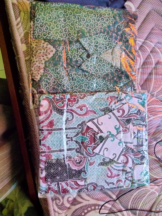 Kemeja Bahan Premium Motif Perisai Hijau Merah Batik Pekalongan Jawa Pria Murah