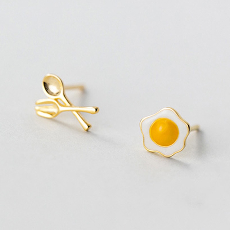 Anting Tusuk Asimetris Bahan Sterling Silver 925 Desain Telur Rebus Untuk Wanita