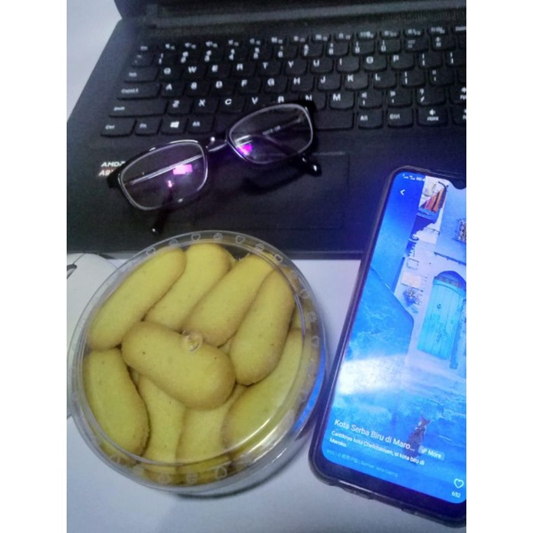 

lidah kucing renyah kue kering