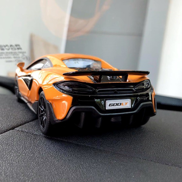 MCLAREN 600LT Parfume Pewangi Pengharum Mobil Parfum Pajangan Miniatur Diecast Mobil