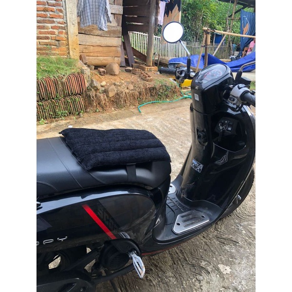 BANTAL DUDUK JOK MOTOR ISI SILIKON TAHAN AIR