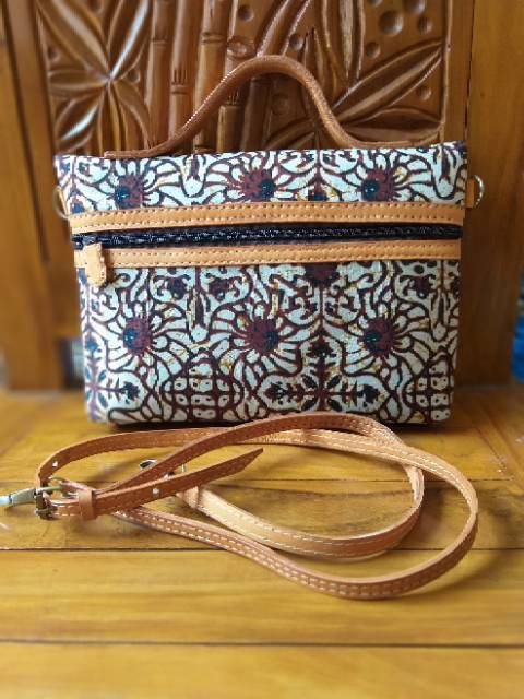 Tas slempang tenteng batik (di kirim random,sesuai stock/bisa konfirmasi dulu)