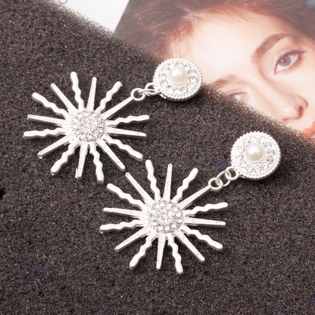 Anting Bahan 925 Silver Needle Gaya Retro Korea